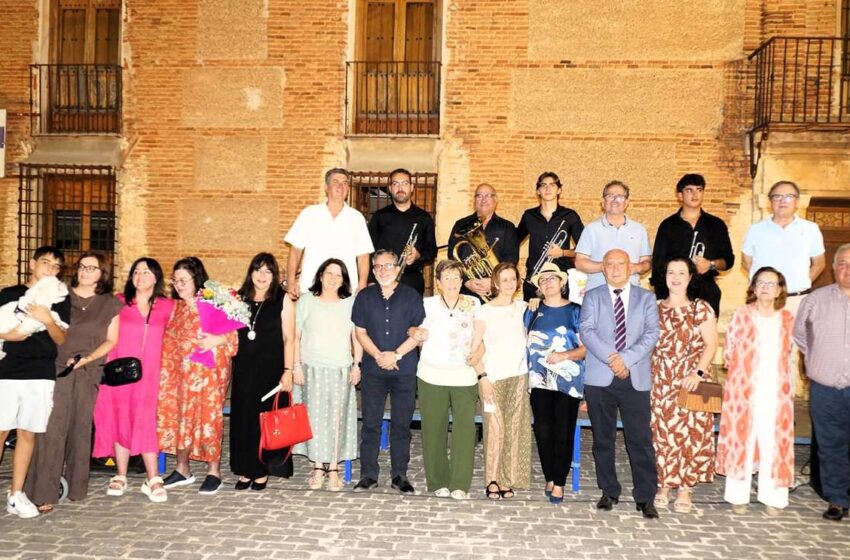  Los muros del Palacio de Clavería arroparon, un año más, la celebración del certamen literario ‘Valentín Villalón’