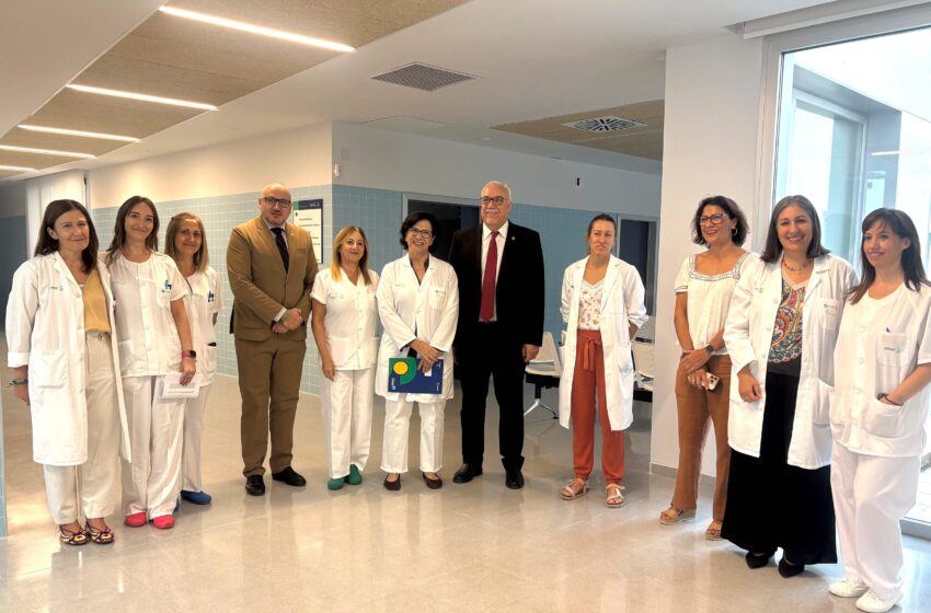  Asociaciones de pacientes y ciudadanía visitan las nuevas instalaciones del centro de salud Manzanares 2 en la jornada de puertas abiertas