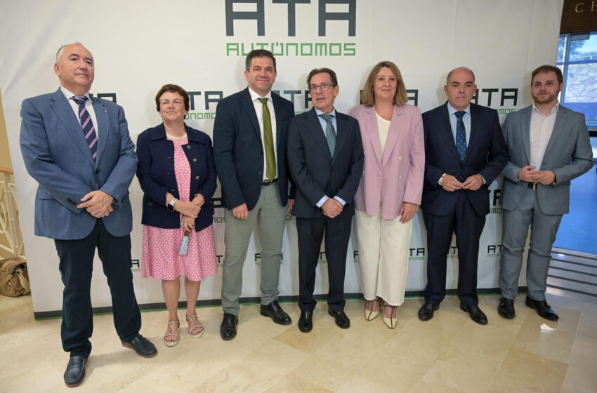  Valverde reafirma el compromiso de la Diputación de Ciudad Real con los autónomos