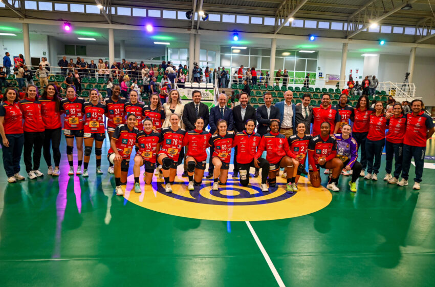  Las Guerreras vencen a Japón en un ambiente festivo en Bolaños de Calatrava