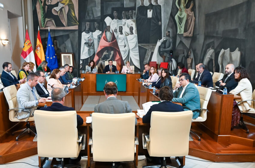 Valverde defiende la gestión de la Diputación de Ciudad Real ante críticas socialistas